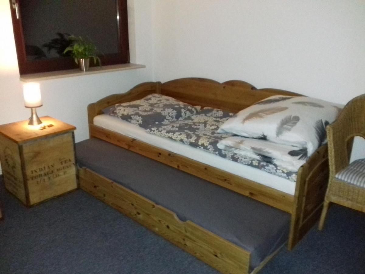 Ferienwohnung, Monteurwohnung Bis 6 Personen Rottorf Exterior photo